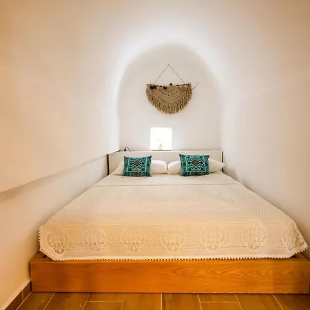 Leon - Old - 6 People *