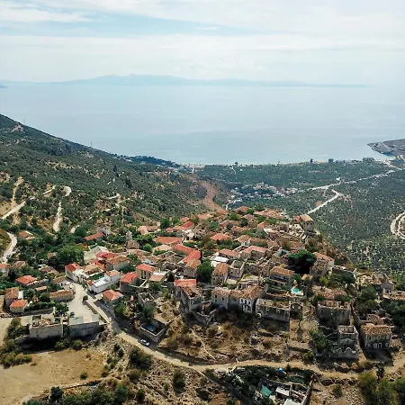 Leon - Old - 6 People Qeparo