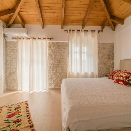 Villa Leon - Old - 6 People